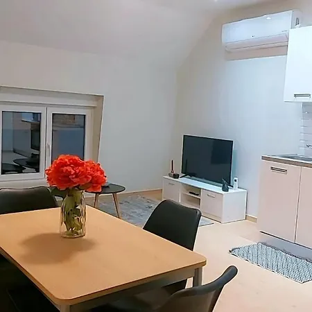 Apartment Sweet Place Forever 4 Charleroi